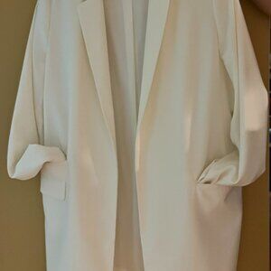 Chico's White Oversized Blazer - Size 1